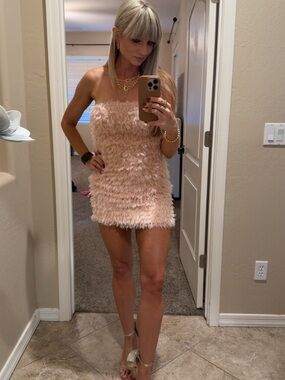 Lulu’s Strapless Feather-Textured Mini Dress in Blush Pink